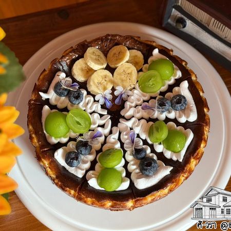 Chocolate pie with mixed fruit · custom birthday cake, Siwara Cafe Takua Pa